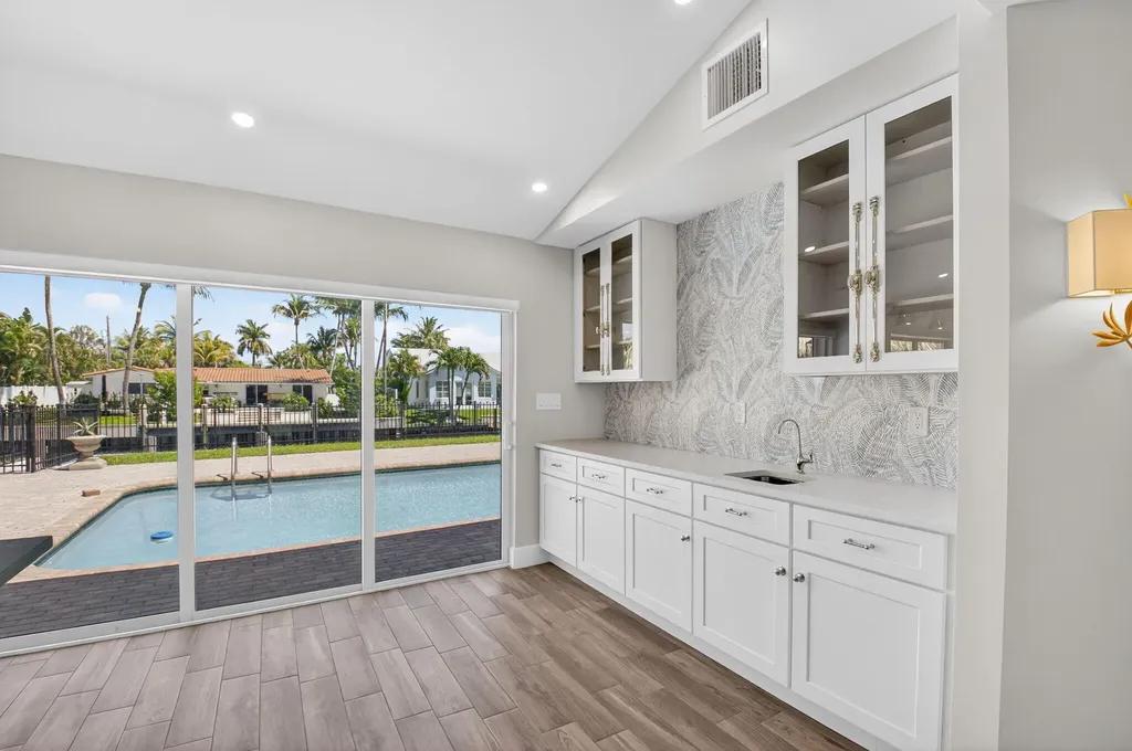 1254 SW 4th Court Boca Raton FL 33432
