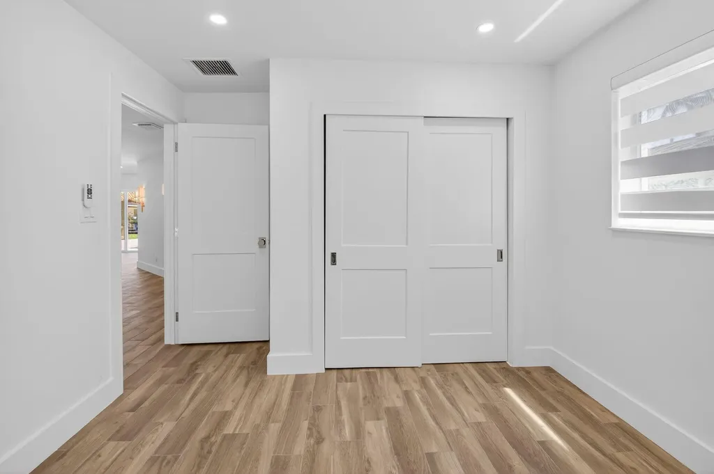1254 SW 4th Court Boca Raton FL 33432