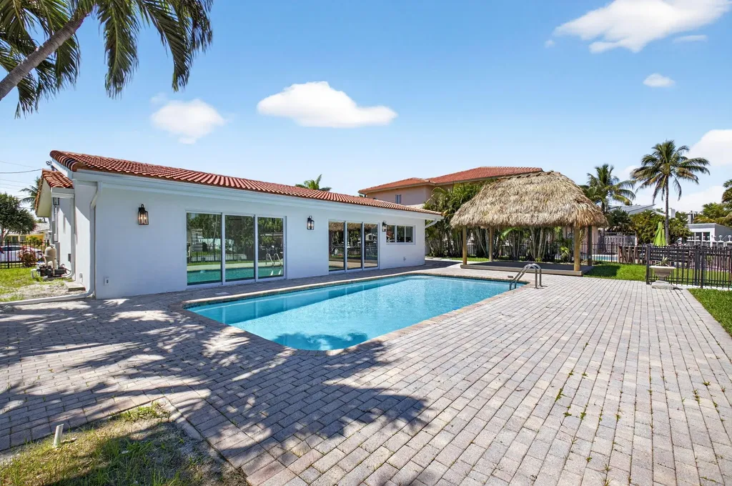 1254 SW 4th Court Boca Raton FL 33432
