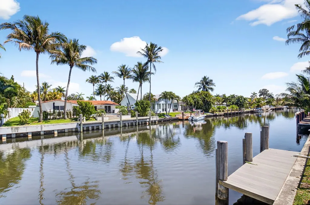 1254 SW 4th Court Boca Raton FL 33432