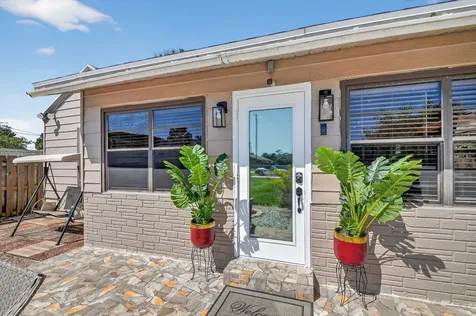 425 Broward Avenue Greenacres FL 33463