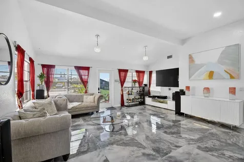 425 Broward Avenue Greenacres FL 33463