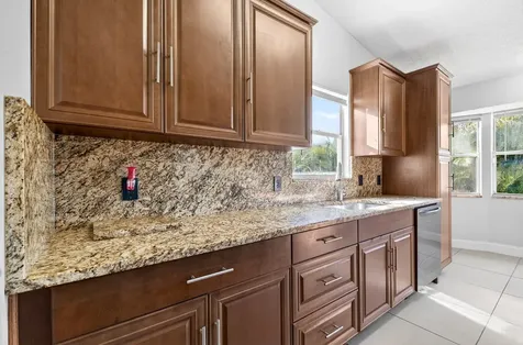 328 Jennings Avenue Greenacres FL 33463
