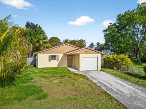 328 Jennings Avenue Greenacres FL 33463