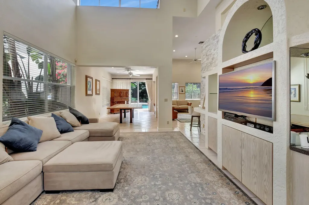 2462 NW 66th Drive Boca Raton FL 33496