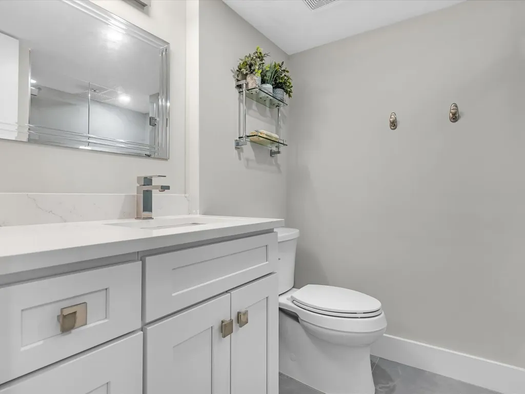 1150 Hillsboro Mile Hillsboro Beach FL 33062