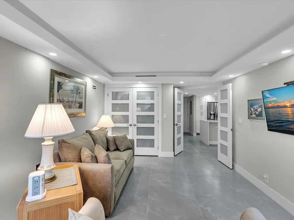 1150 Hillsboro Mile Hillsboro Beach FL 33062