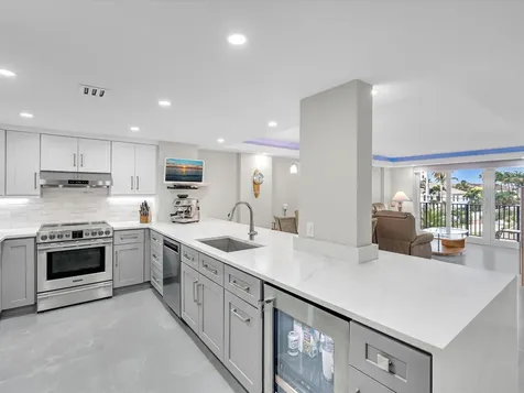 1150 Hillsboro Mile Hillsboro Beach FL 33062