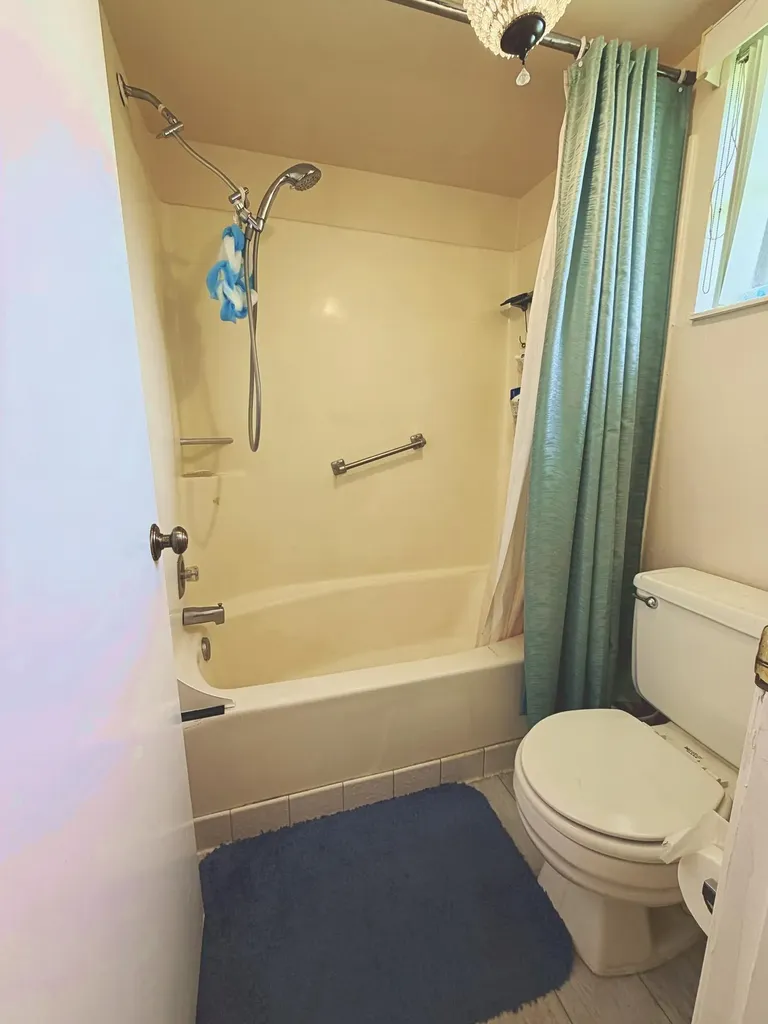 140 Lake Meryl Drive West Palm Beach FL 33411