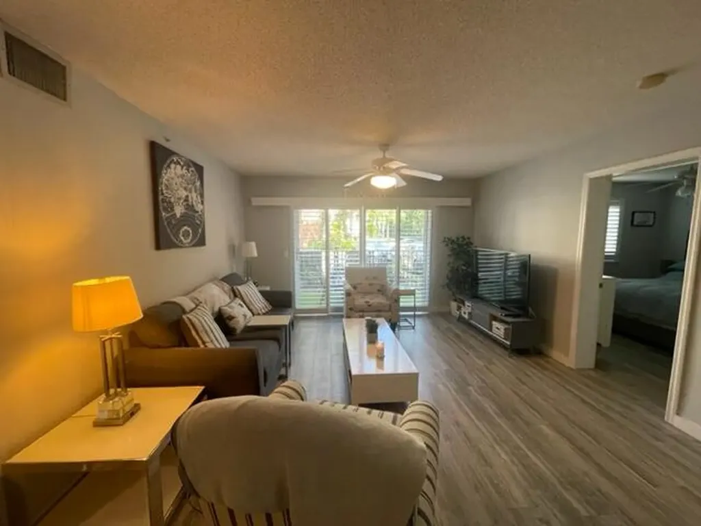 2131 SE 10th Avenue Fort Lauderdale FL 33316