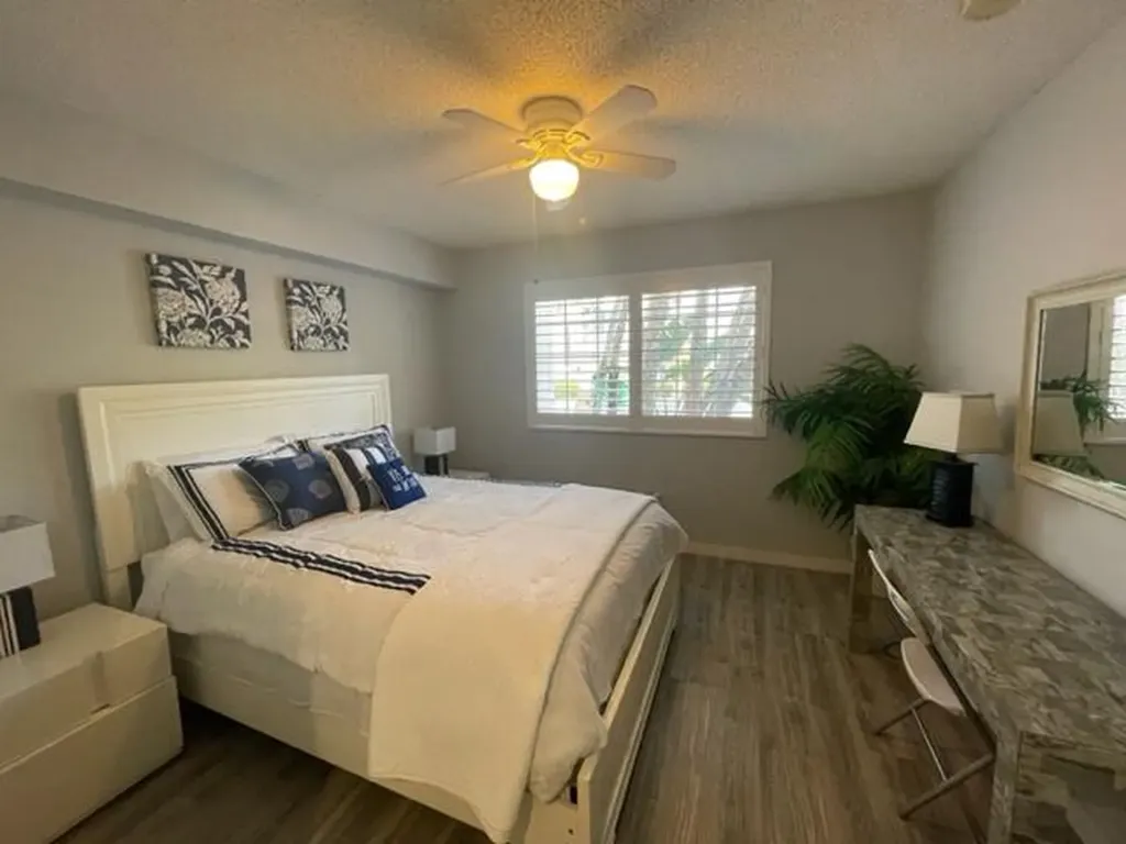 2131 SE 10th Avenue Fort Lauderdale FL 33316