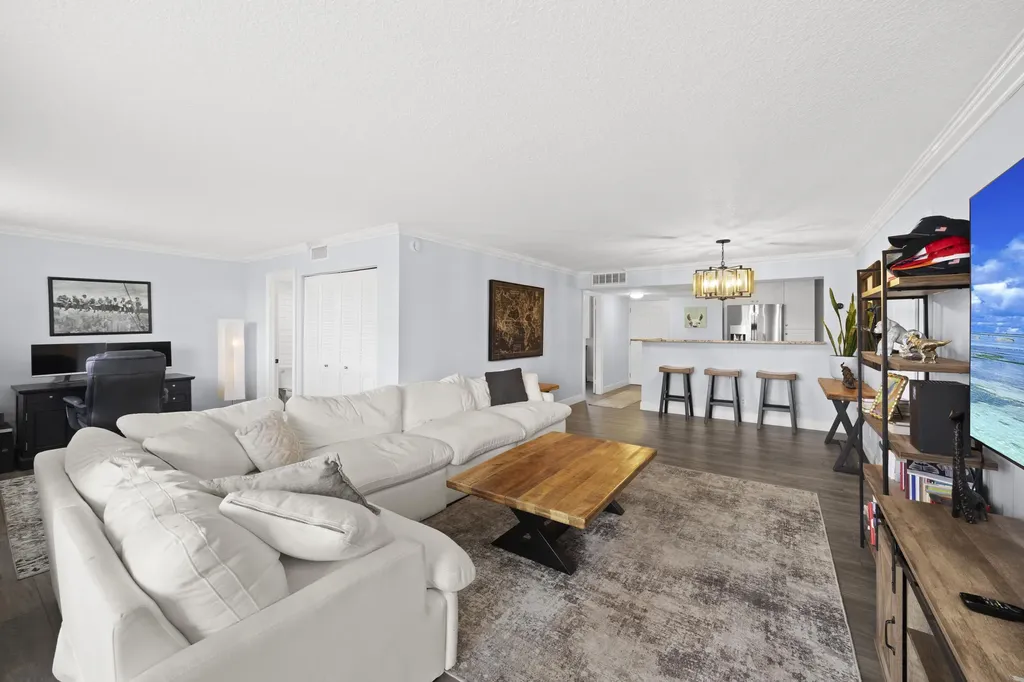 5301 NW 2nd Avenue Boca Raton FL 33487