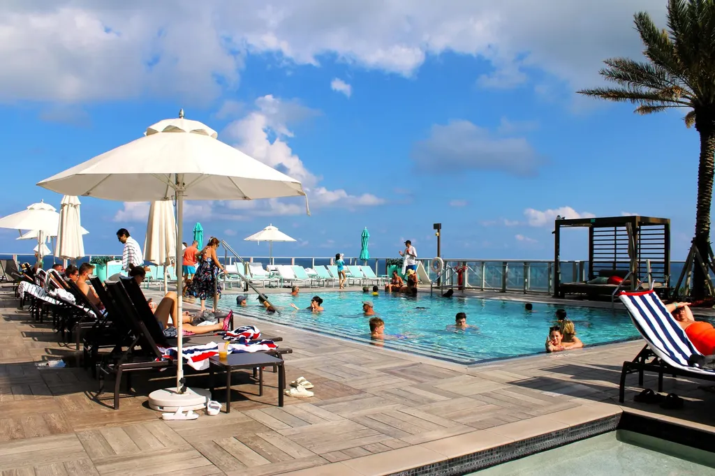 4111 S Ocean Drive Hollywood FL 33019