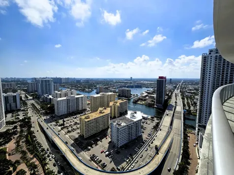 4111 S Ocean Drive Hollywood FL 33019