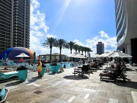 4111 S Ocean Drive Hollywood FL 33019
