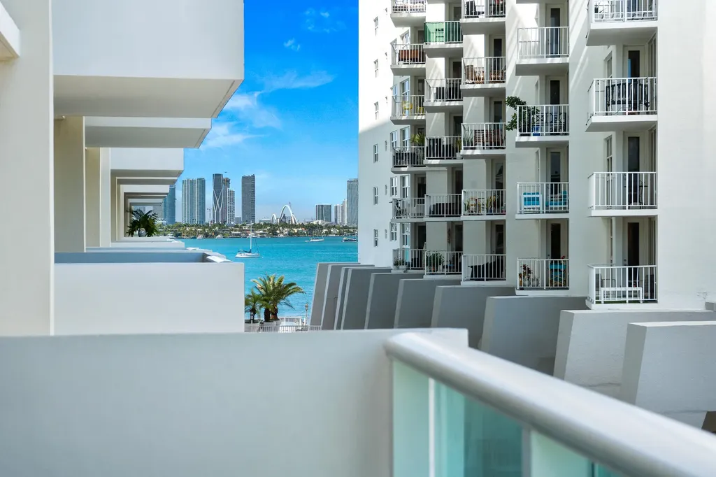 1200 West Avenue Miami Beach FL 33139