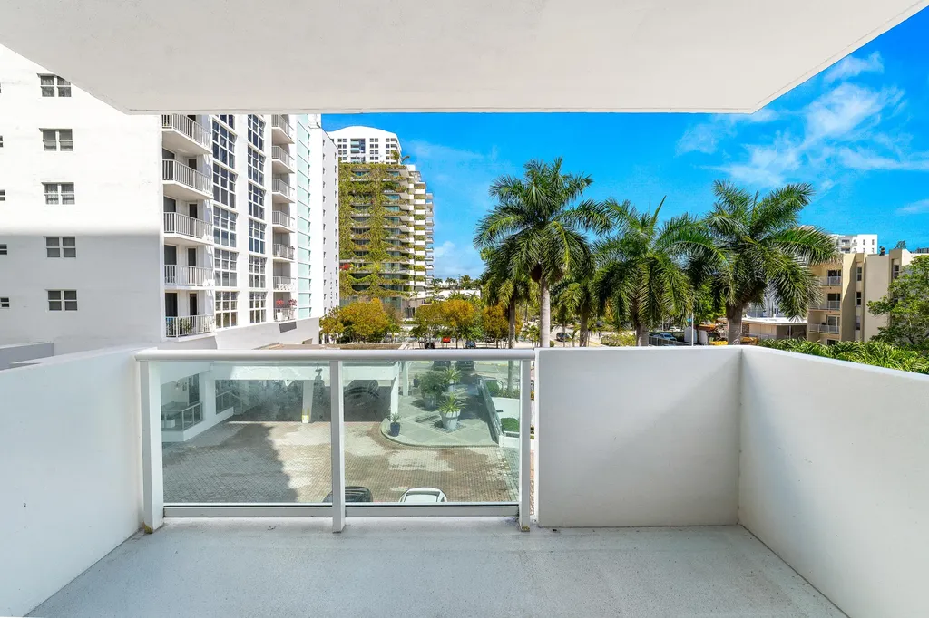 1200 West Avenue Miami Beach FL 33139