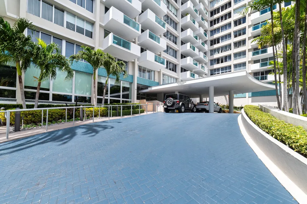 1200 West Avenue Miami Beach FL 33139