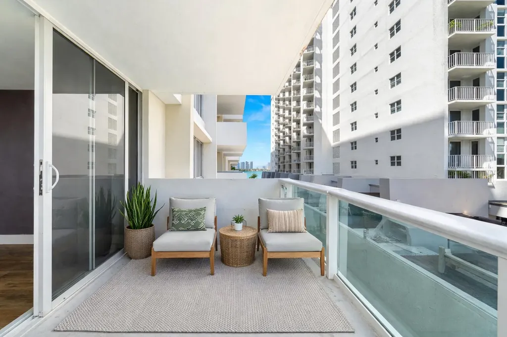 1200 West Avenue Miami Beach FL 33139