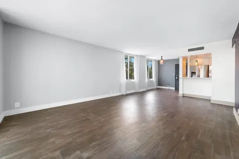 1200 West Avenue Miami Beach FL 33139