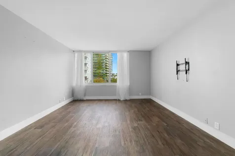 1200 West Avenue Miami Beach FL 33139