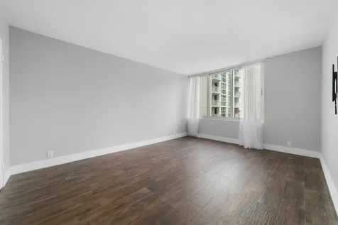 1200 West Avenue Miami Beach FL 33139