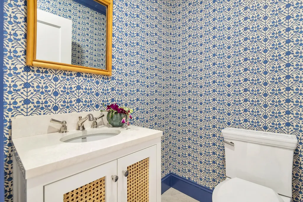142 Seabreeze Avenue Palm Beach FL 33480