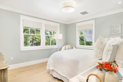 142 Seabreeze Avenue Palm Beach FL 33480