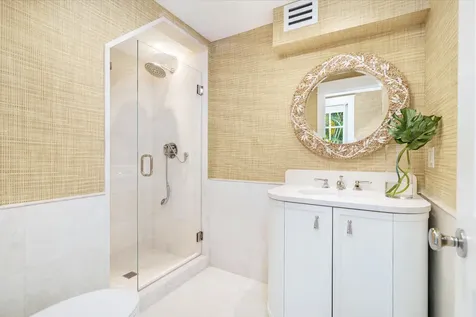142 Seabreeze Avenue Palm Beach FL 33480