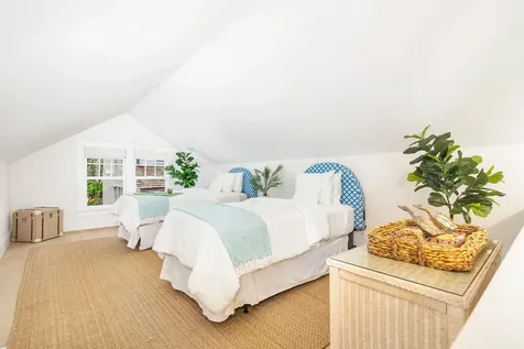 142 Seabreeze Avenue Palm Beach FL 33480