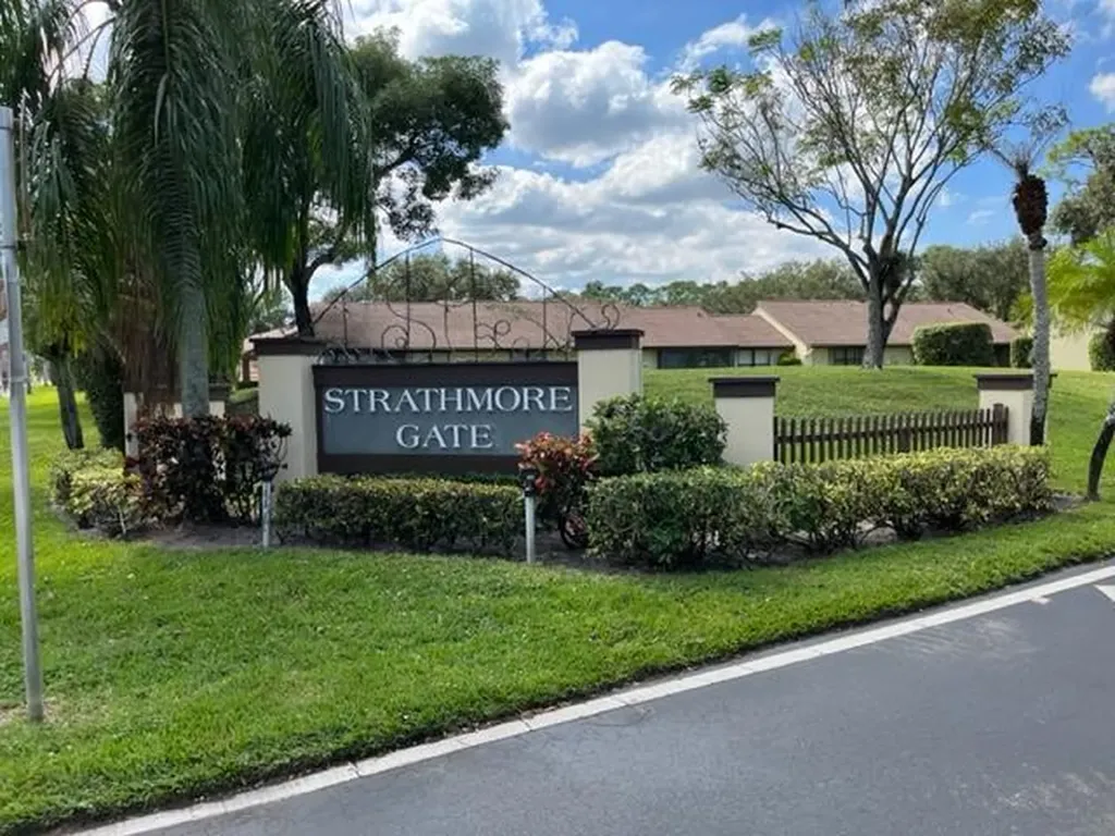 79 Wood Rose Court Royal Palm Beach FL 33411
