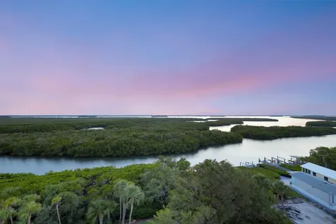 5059 N Hwy A1a Fort Pierce FL 34949
