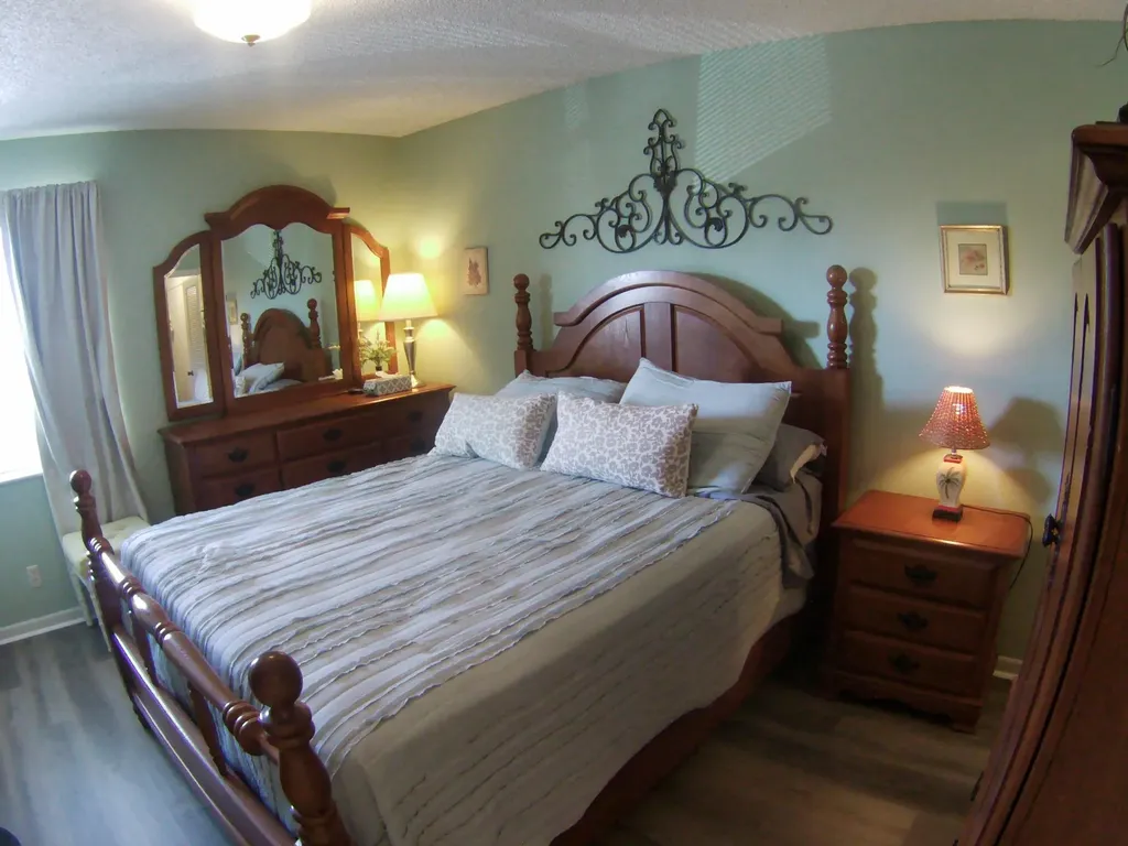 571 Capri L Delray Beach FL 33484