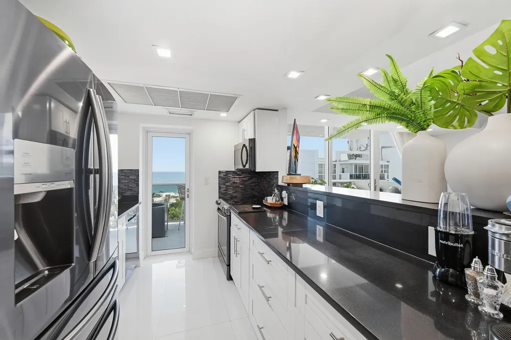 2715 N Ocean Boulevard Fort Lauderdale FL 33308