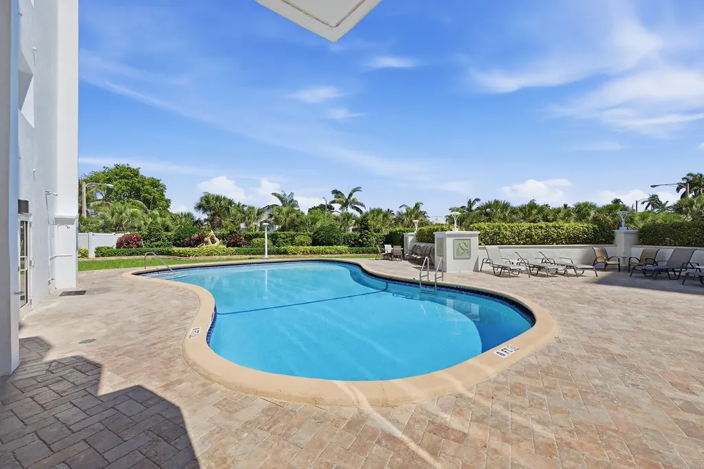 2715 N Ocean Boulevard Fort Lauderdale FL 33308