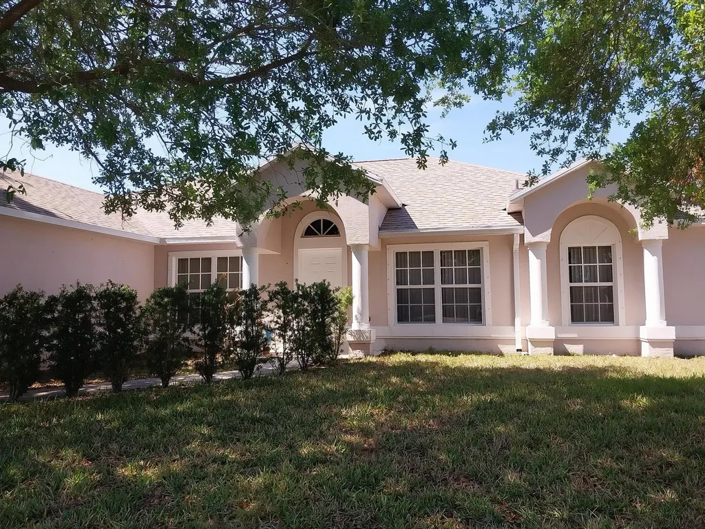 245 SW Starfish Avenue Port St Lucie FL 34984