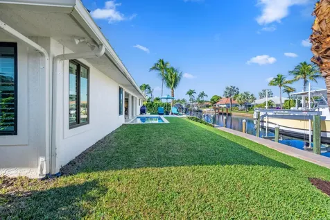 9039 SE Hawksbill Way Hobe Sound FL 33455