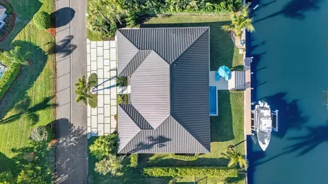 9039 SE Hawksbill Way Hobe Sound FL 33455