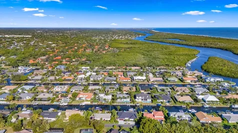 9039 SE Hawksbill Way Hobe Sound FL 33455