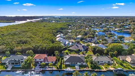 9039 SE Hawksbill Way Hobe Sound FL 33455