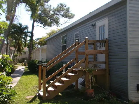 2555 Pga Boulevard Palm Beach Gardens FL 33410