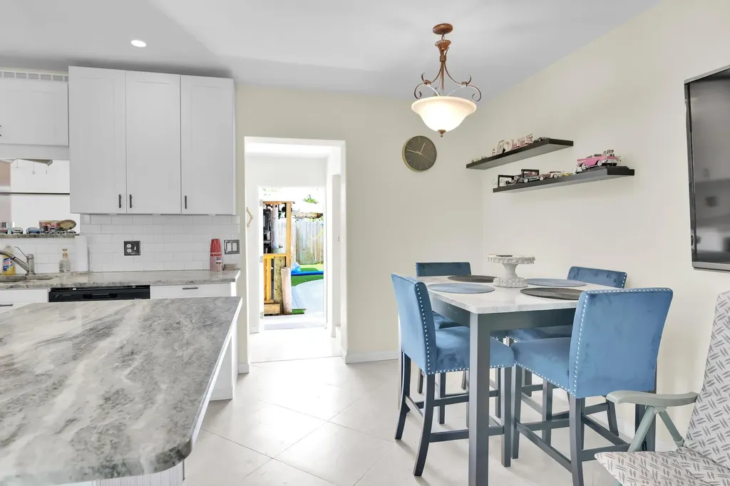 5221 NE 16th Avenue Pompano Beach FL 33064