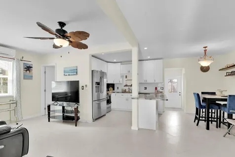 5221 NE 16th Avenue Pompano Beach FL 33064