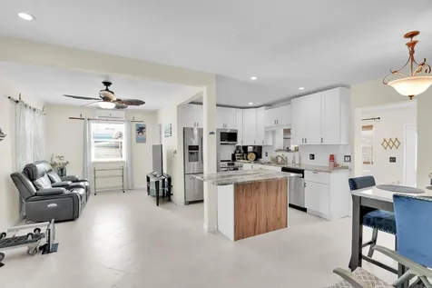 5221 NE 16th Avenue Pompano Beach FL 33064