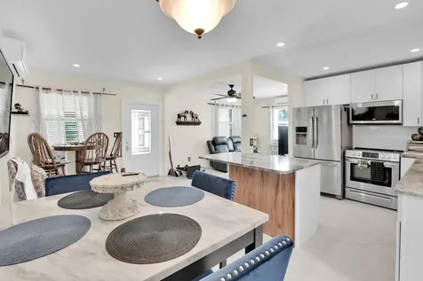 5221 NE 16th Avenue Pompano Beach FL 33064