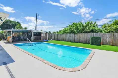 5221 NE 16th Avenue Pompano Beach FL 33064