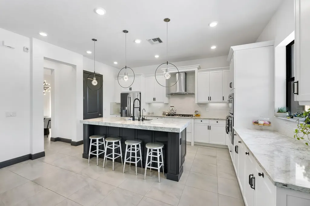 12095 S Baypoint Circle Parkland FL 33076