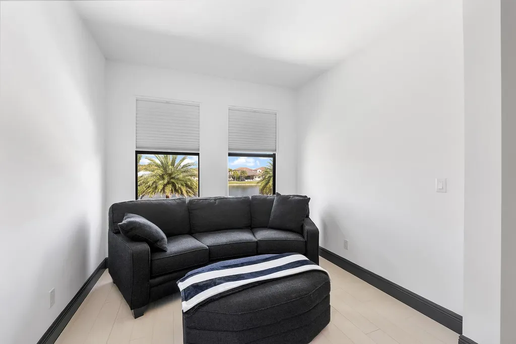 12095 S Baypoint Circle Parkland FL 33076