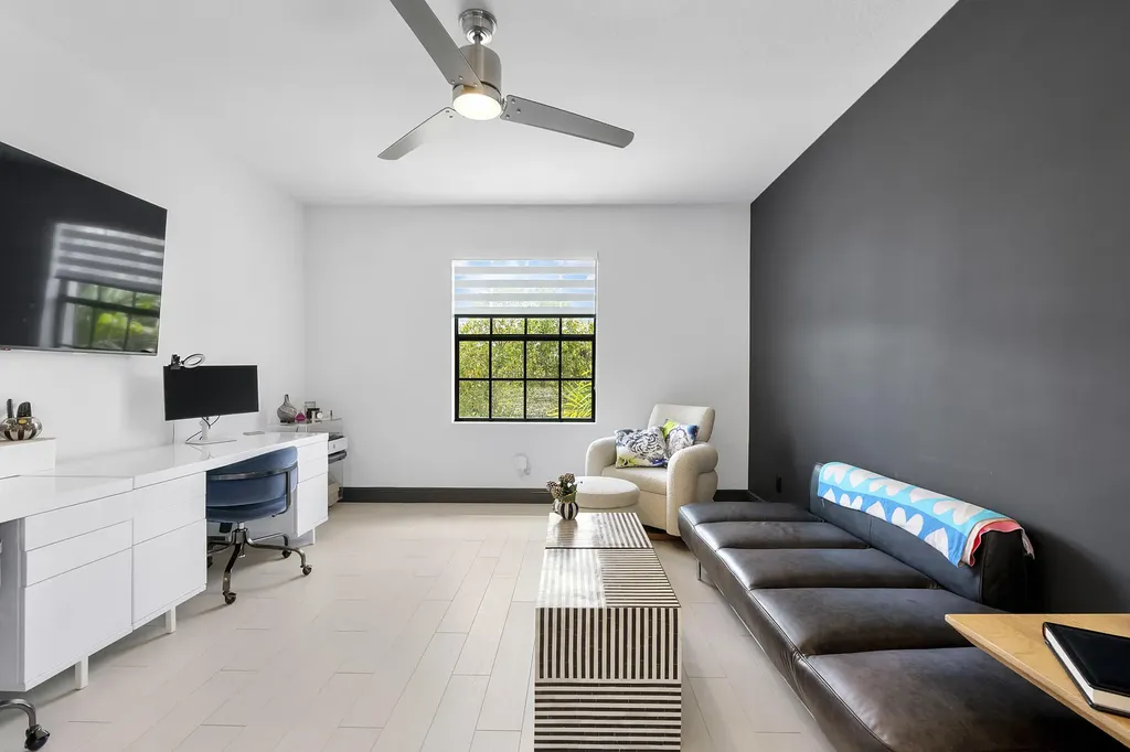 12095 S Baypoint Circle Parkland FL 33076