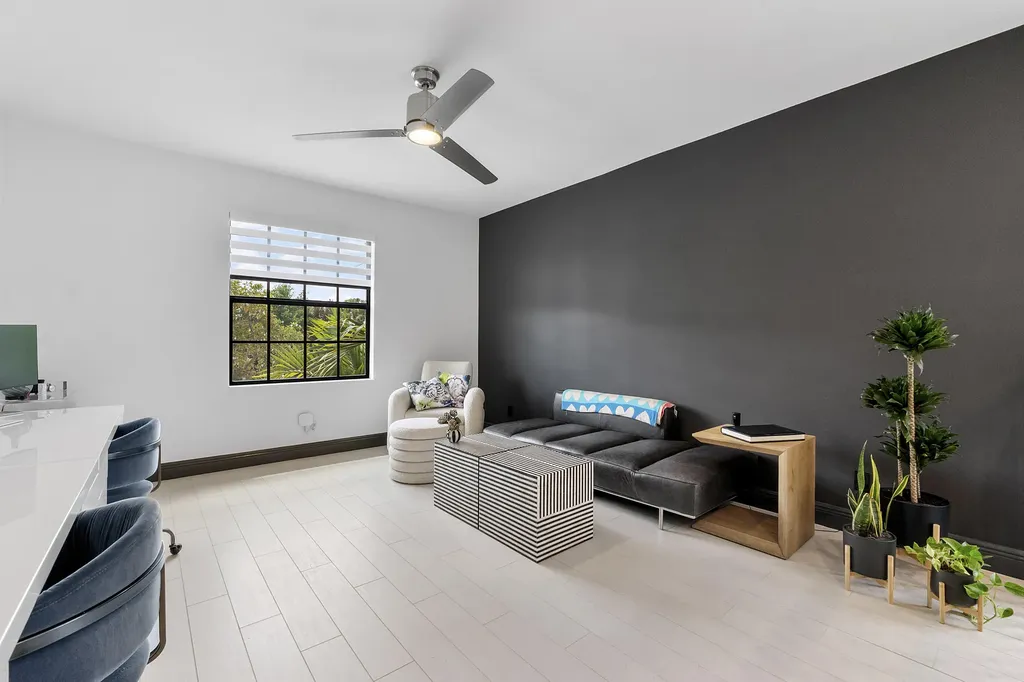 12095 S Baypoint Circle Parkland FL 33076